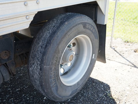 2022 Timpte 48ft x 96in Grain Hopper Trailer — photo 15