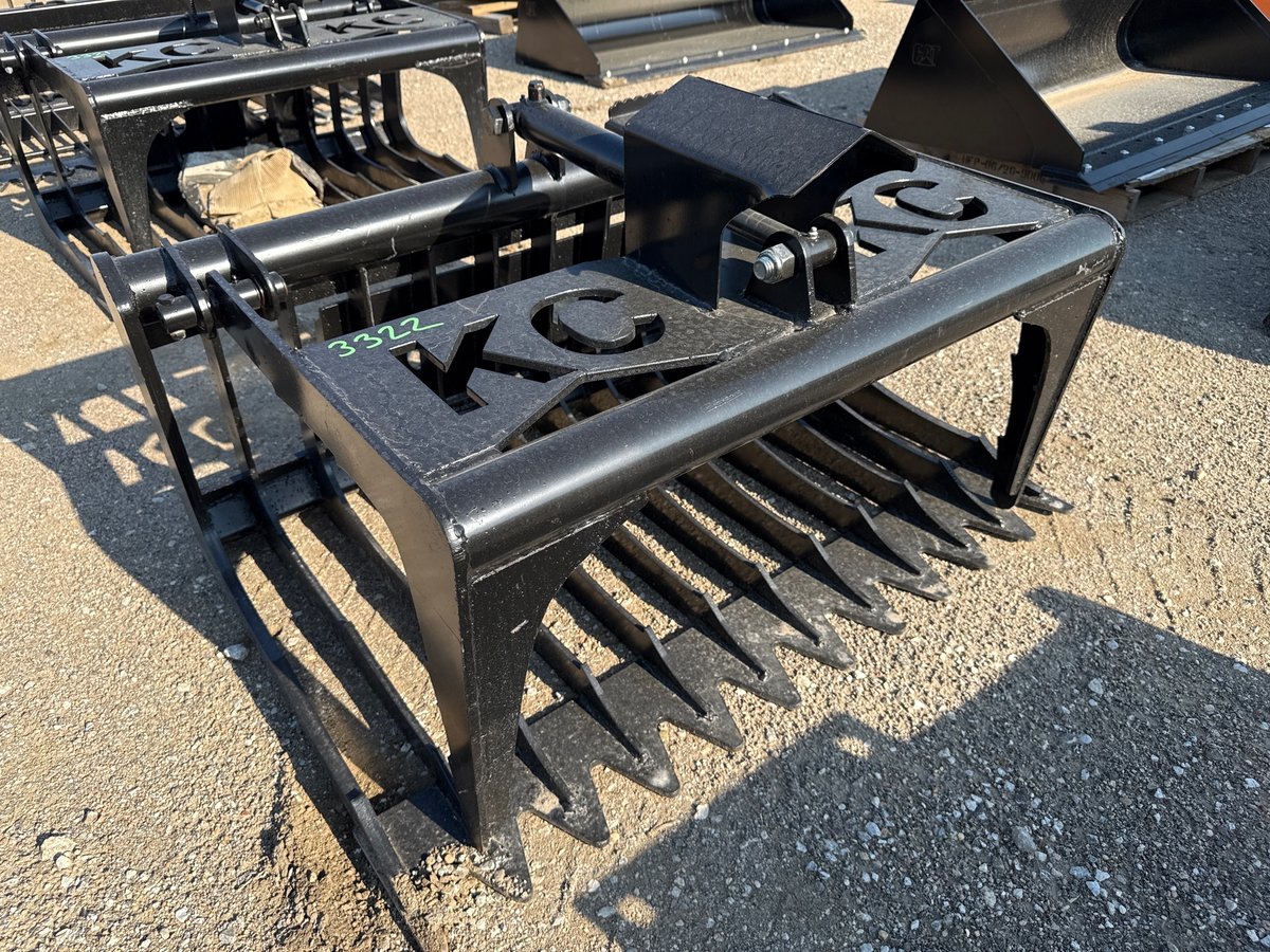 Kit Containers Skid Steer Grapple Bucket