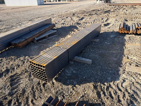 (49) 2in x 2in 14 Ga Steel Square Tubing, 122.5in Long — photo 3