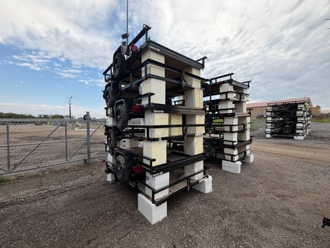 Qty of (6) 2027 Carry-On Trailers Z5X8GW2K — photo 2
