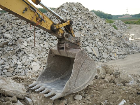 2006 Komatsu PC220LC-8 Hydraulic Excavator — photo 16