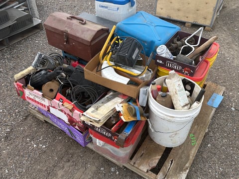 Pallet of Drywall and Concrete Hand Tools — photo 2