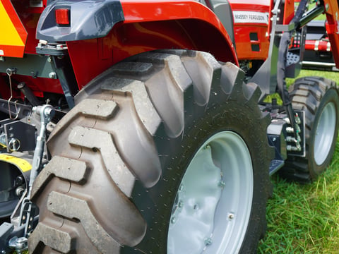 2024 Massey Ferguson 1835M Tractor w/ Front Loader & Bucket – Rear Box Blade Not Included — photo 20