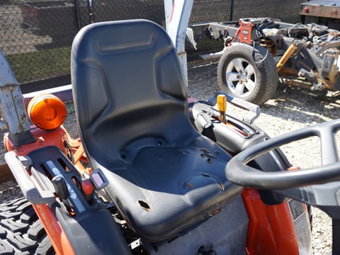 Kubota B7510 Utility Tractor — photo 6