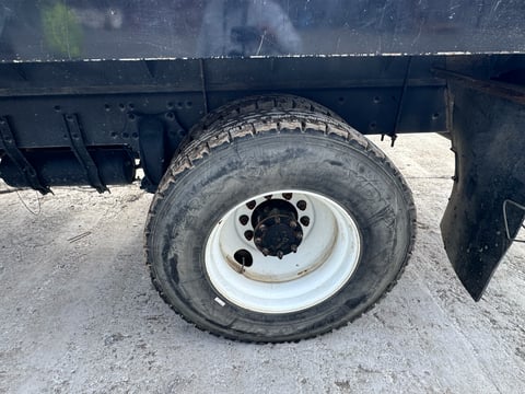 2023 Freightliner M2 106 17ft Flatbed Truck — photo 30