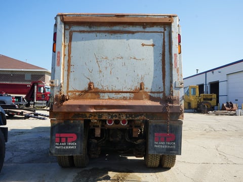 2014 Mack Granite GU713 Quad/A Dump Truck — photo 5