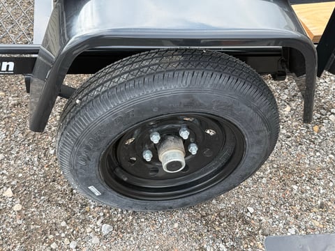 Carry-On 4ft x 6ft Mesh Floor Utility Trailer — No Title, Bill of Sale Only — photo 6