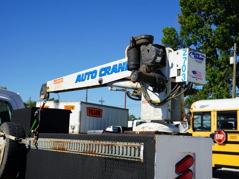 2007 Chevrolet C4500 Crew Cab Service Body Truck — photo 28