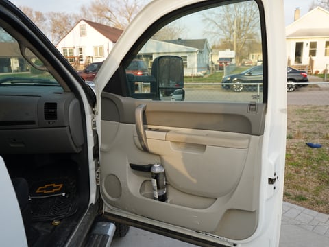2011 Chevrolet 3500HD — photo 16