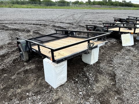 2027 Carry-On Trailer Z5X8GW2K — photo 2