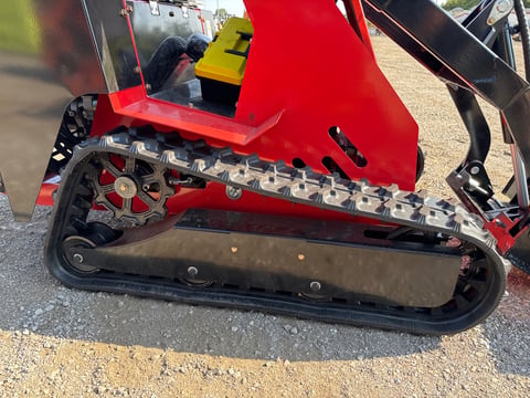 2026 SDLANCH SSL580 Ride-On Skid Steer Loader (Unused) — photo 4