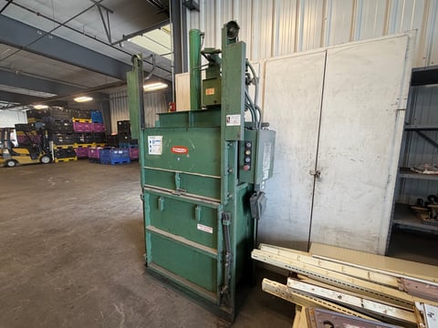 Economy Baler Co. 3621 Vertical Baler, 2 HP — photo 2