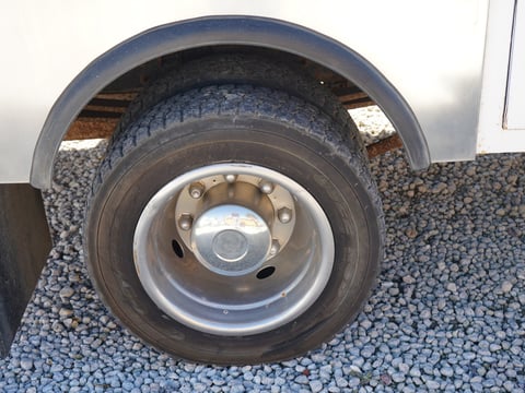 2007 Chevrolet C4500 Crew Cab Service Body Truck — photo 25