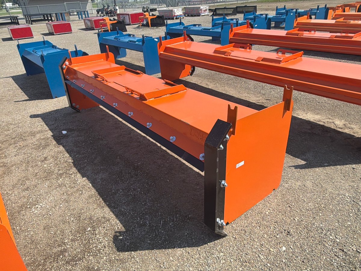 Kit Containers 10' Skid Steer Pusher With Replaceable Shoes and Blade