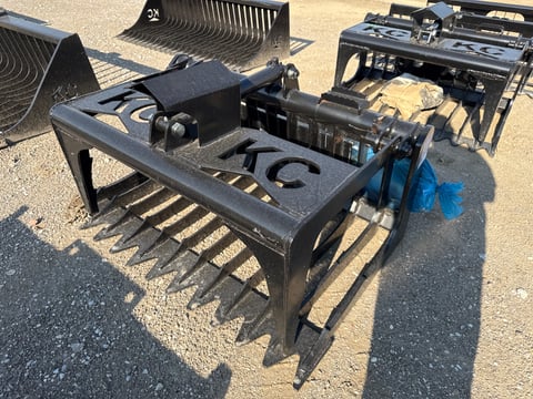 Kit Containers Skid Steer Grapple Bucket — photo 4