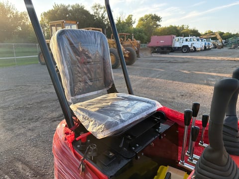 2026 SDLANCH ME15 Mini Excavator (Unused) — photo 9