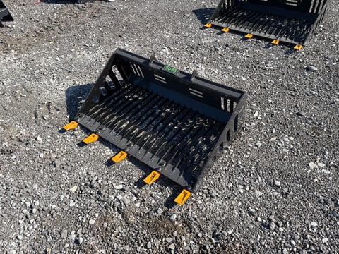 2026 Giyi Gy-RB44 44in Mini Skid Steer Rock Bucket (Unused) — photo 1