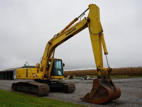 1996 Komatsu PC220LC-6LC Hydraulic Excavator — photo 3