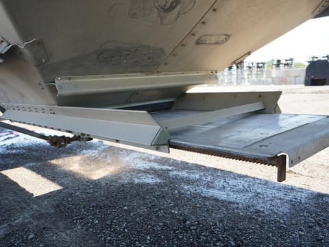 2022 Timpte 48ft x 96in Grain Hopper Trailer — photo 8