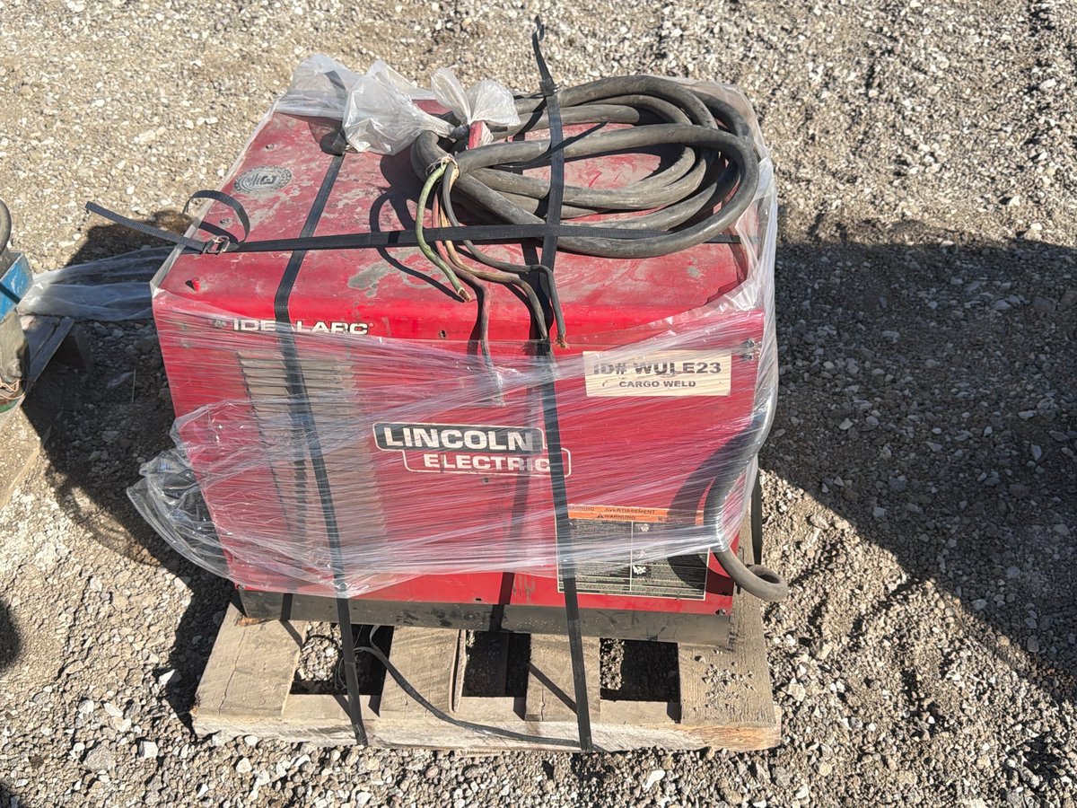 Lincoln Electric Idealarc CV-305 MIG Welder Power Source