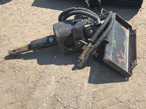 Toro Hydraulic Attachment — photo 1