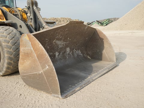 2022 Volvo L180H Wheel Loader — photo 10