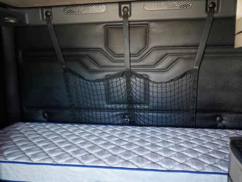 2011 Freightliner Cascadia T/A Sleeper Truck — photo 22