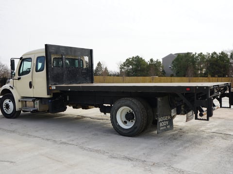 2023 Freightliner M2 106 17ft Flatbed Truck — photo 5