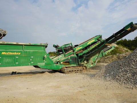 2012 McCloskey S130 Double Deck Tracked Screen Plant — photo 10
