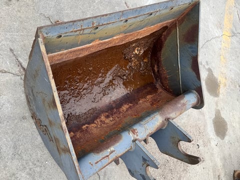 36" Bucket — photo 2