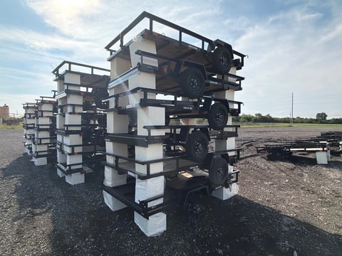 Qty of (6) 2027 Carry-On Trailers Z5X8GW2K — photo 4