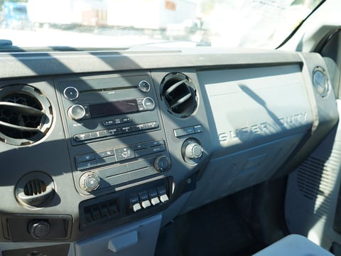 2012 Ford F-450 Service Body Truck — photo 15