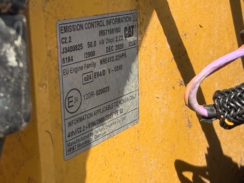  Inoperable Needs New Engine - 2021 Caterpillar 226D3 Skid Steer  — photo 18