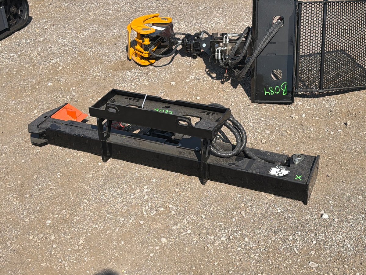 2026 GIYI GY-MLS59 Mini Skid Steer Log Splitter (Unused)
