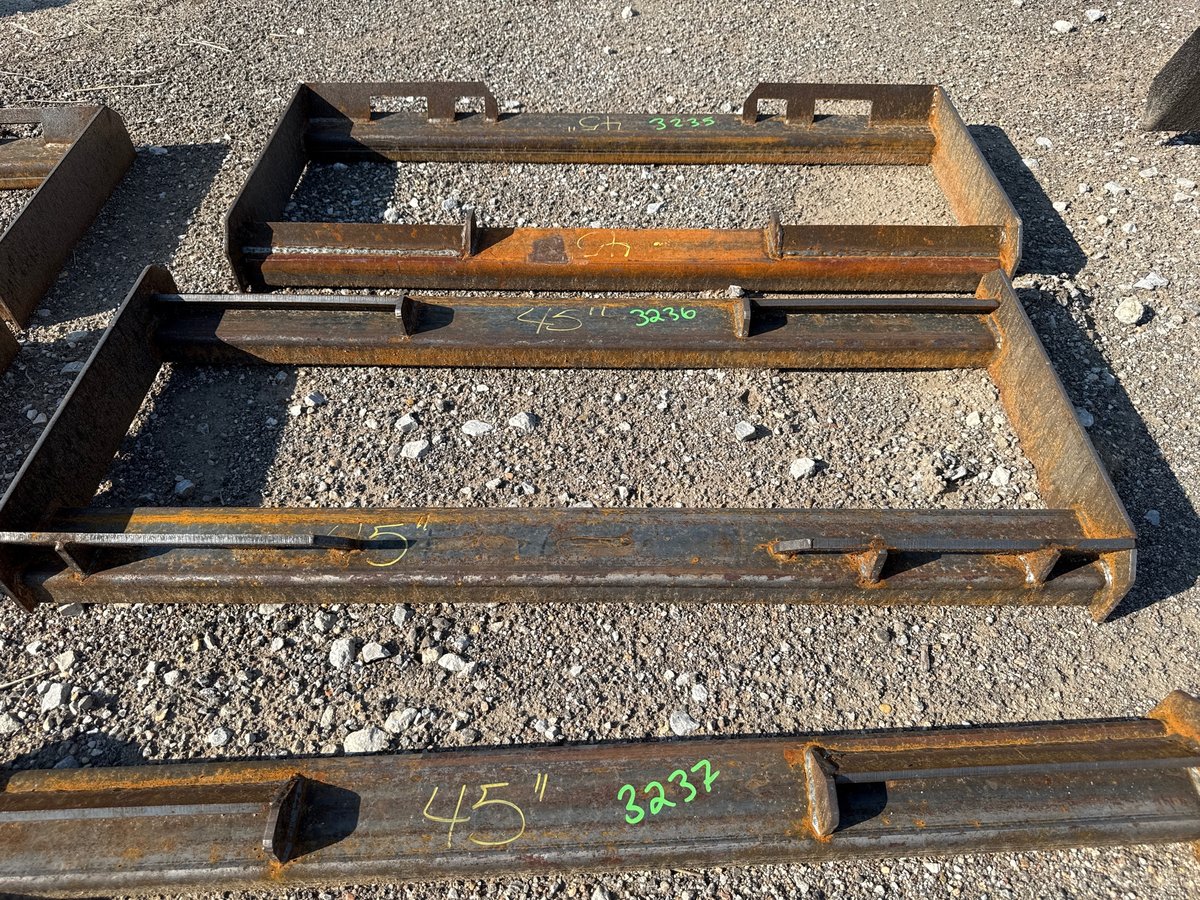 Kit Containers Skid Steer Attach Frame 75#