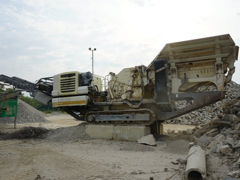 2012 Metso Lokotrack LT1213 Tracked Impact Crusher Plant — photo 5