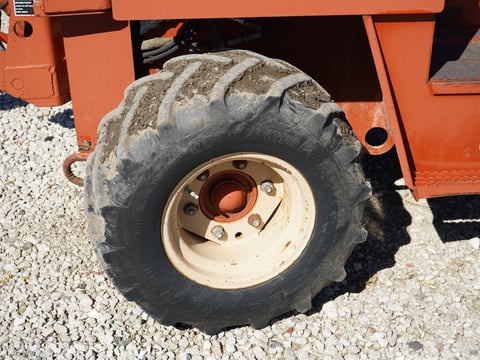 2000 Ditch Witch 5110DD 4X4 Cable Plow — photo 22