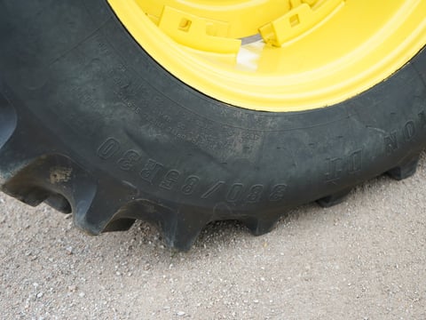 1992 John Deere 4960 Tractor  — photo 11