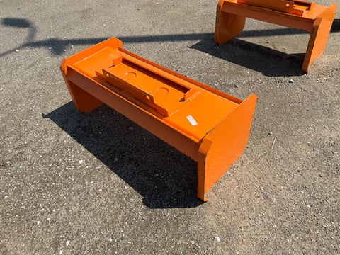 Kit Containers 48" Mini Universal Attach Snow Pusher — photo 1