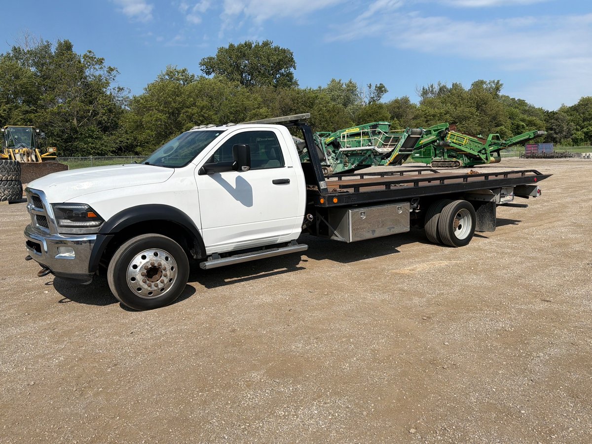 2018 DODGE RAM 5500 Rollback Tow Truck