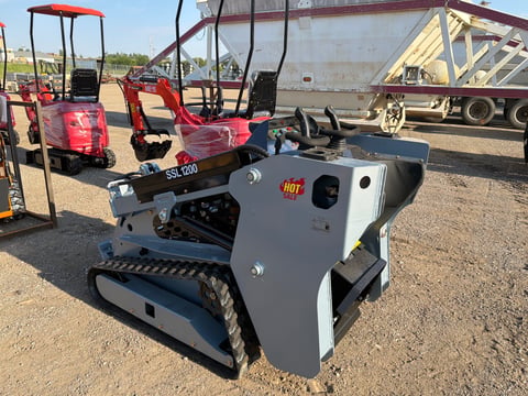 2026 SDLANCH SSL1200 Diesel Skid Steer Loader (Unused) — photo 4