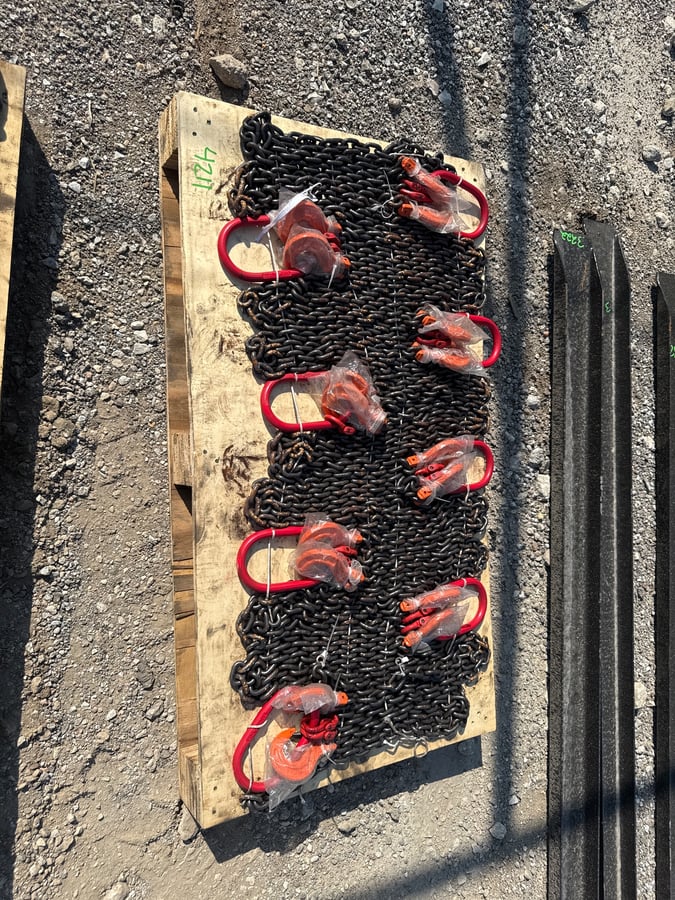 LandHonor Pallet of (8) 7ft Double Leg Lifting Chain Slings