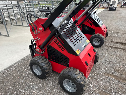 2026 Sdlool SL-323TZ Mini Skid Steer Loader (Unused) — photo 4