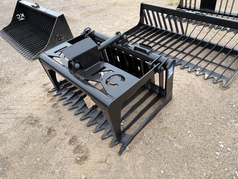 Kit Containers Skid Steer Grapple Bucket — photo 1