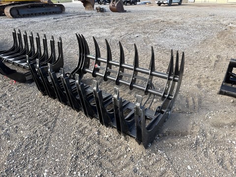 2026 Giyi Gy-CLG72 72in Skid Steer Hydraulic Root Grapple Rake (Unused) — photo 1