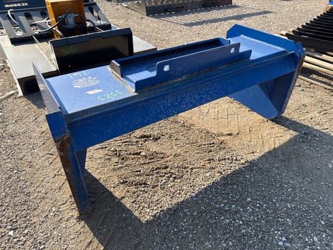 Kit Containers Mini Skid Steer Snow Pusher — photo 2