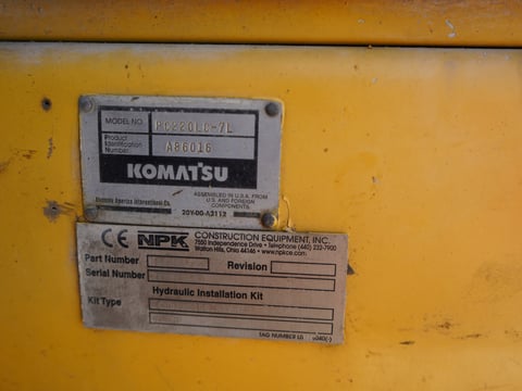 2002 Komatsu PC220LC-7L Hydraulic Excavator — photo 15