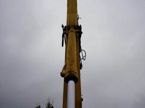 1996 Komatsu PC220LC-6LC Hydraulic Excavator — photo 27