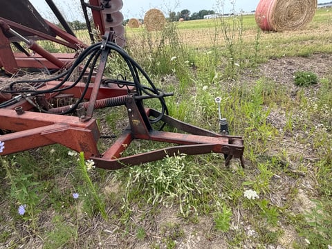 IH 490 Disk Harrow — photo 7