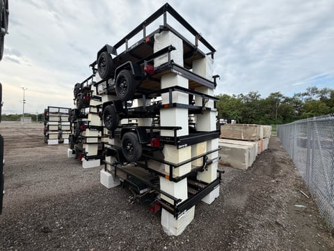 Qty of (6) 2027 Carry-On Trailers Z5X8GW2K — photo 4
